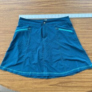 Title Nine Swingtastic Skort Teal Women’s Size 2